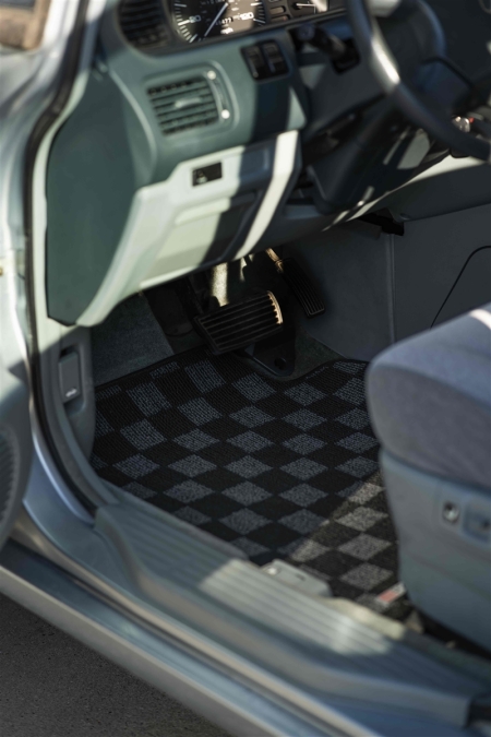 P2M Honda Odyssey (RA1-RA5) 1995-98 Race Floor Mats : Dark Grey